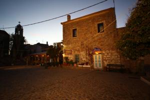 "Pyrgos" houses